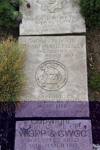 Boulogne Eastern Cemetery - Stacey, Edward Charles