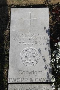 Boulogne Eastern Cemetery - Stannard, Gordon