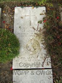 Boulogne Eastern Cemetery - Steele, Frank