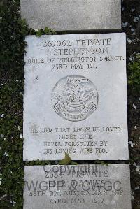 Boulogne Eastern Cemetery - Stephenson, John