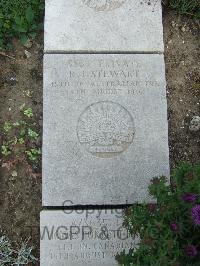 Boulogne Eastern Cemetery - Stewart, Robert John