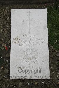 Boulogne Eastern Cemetery - Stokes, John Hill