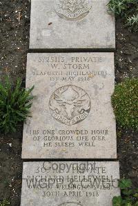 Boulogne Eastern Cemetery - Storm, W