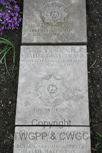 Boulogne Eastern Cemetery - Swann, Charles Hicks
