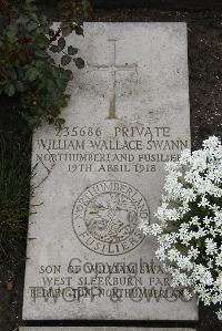 Boulogne Eastern Cemetery - Swann, William Wallace