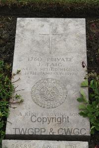 Boulogne Eastern Cemetery - Taig, J