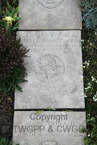 Boulogne Eastern Cemetery - Tantrum, James Crompton