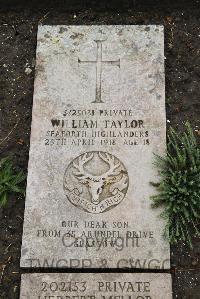 Boulogne Eastern Cemetery - Taylor, William