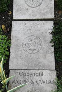 Boulogne Eastern Cemetery - Tetley, H
