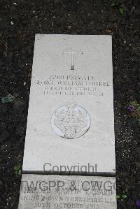 Boulogne Eastern Cemetery - Thirkell, George William