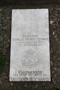 Boulogne Eastern Cemetery - Thomas, Charles Herbert