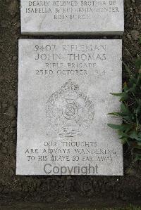 Boulogne Eastern Cemetery - Thomas, John