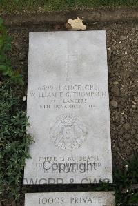 Boulogne Eastern Cemetery - Thompson, William Edwin Griffith