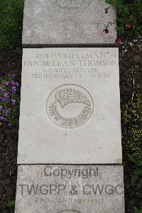Boulogne Eastern Cemetery - Thomson, Ian McLean