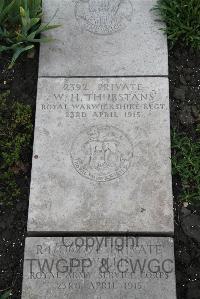 Boulogne Eastern Cemetery - Thurstans, W H