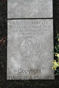 Boulogne Eastern Cemetery - Tod, William James