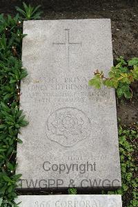 Boulogne Eastern Cemetery - Todd, Sydney Stephenson