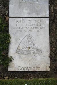 Boulogne Eastern Cemetery - Tomkins, Charles Henry