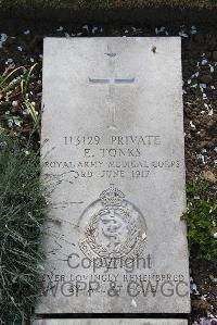 Boulogne Eastern Cemetery - Tonks, Edward