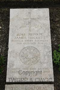 Boulogne Eastern Cemetery - Trickett, James