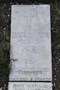 Boulogne Eastern Cemetery - Tulloch, David