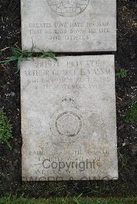 Boulogne Eastern Cemetery - Vassar, Arthur George Edward