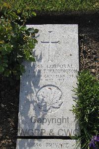 Boulogne Eastern Cemetery - Waddington, William Isaac