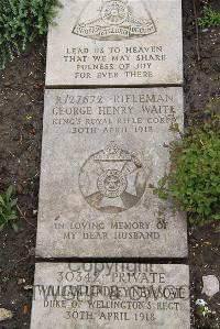 Boulogne Eastern Cemetery - Waite, George Henry