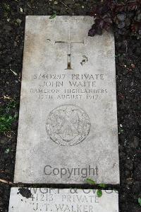 Boulogne Eastern Cemetery - Waite, John