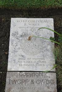 Boulogne Eastern Cemetery - Waite, Richard