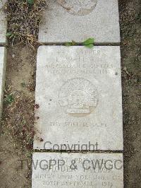 Boulogne Eastern Cemetery - Wallace, Ernest