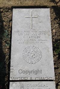 Boulogne Eastern Cemetery - Ward, James Lapsley