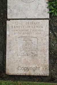 Boulogne Eastern Cemetery - Warner, Ernest