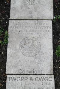 Boulogne Eastern Cemetery - Warrington, Albert