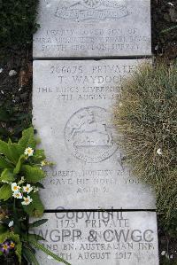 Boulogne Eastern Cemetery - Waydock, Thomas
