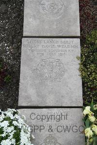 Boulogne Eastern Cemetery - Wear, Robert David