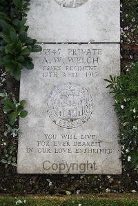 Boulogne Eastern Cemetery - Welch, Alfred Walter