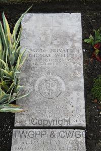Boulogne Eastern Cemetery - Welch, Thomas