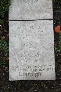 Boulogne Eastern Cemetery - Welsby, T