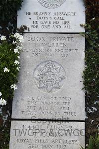 Boulogne Eastern Cemetery - Werren, Thomas