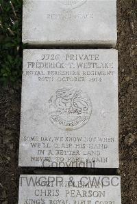 Boulogne Eastern Cemetery - Westlake, Fredrick Thomas