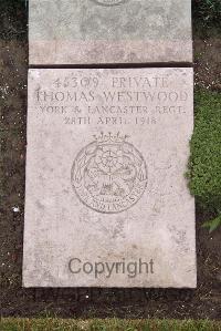 Boulogne Eastern Cemetery - Westwood, Thomas