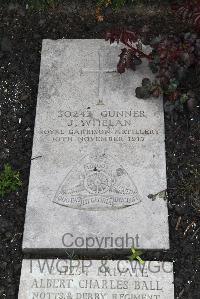 Boulogne Eastern Cemetery - Whelan, Joseph