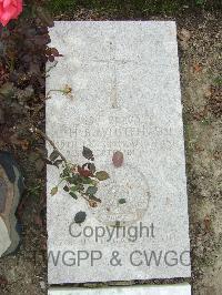 Boulogne Eastern Cemetery - Whitehouse, Charles Henry Benjamin