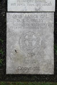Boulogne Eastern Cemetery - Wilby, D H C