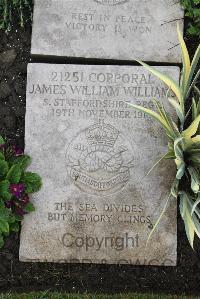 Boulogne Eastern Cemetery - Williams, James William