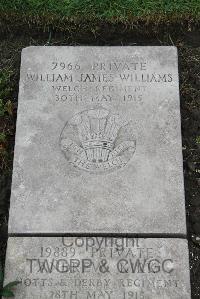 Boulogne Eastern Cemetery - Williams, William James