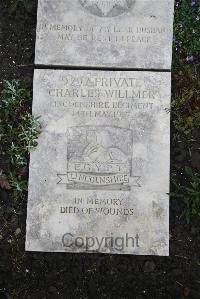 Boulogne Eastern Cemetery - Willmer, C