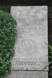 Boulogne Eastern Cemetery - Wilson, David James