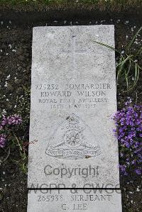 Boulogne Eastern Cemetery - Wilson, Edward